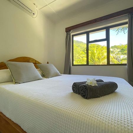 Beach View Villa - Beauvallon Villas โบวาลง ภายนอก รูปภาพ